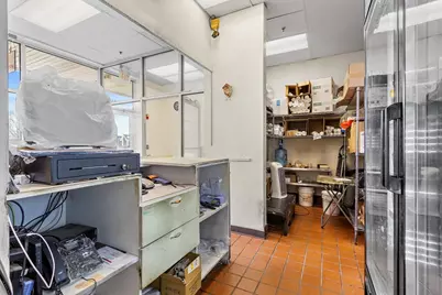 206 East Main St, Milford, MA 01757 - Photo 23