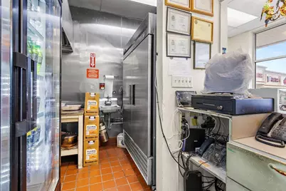 206 East Main St, Milford, MA 01757 - Photo 19