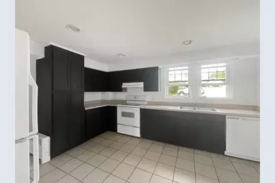 124 Skiff Avenue #D10, Tisbury, MA 02568 - Photo 3