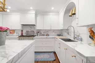 260 Beacon, Boston, MA 02116 - Photo 9