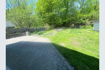 427-429 Deerfield St, Greenfield, MA 01301 - Photo 11