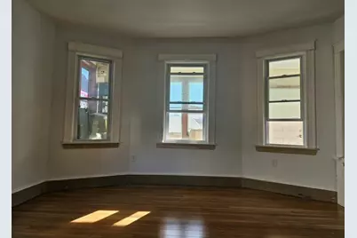 9 Victoria #1, Lowell, MA 01851 - Photo 5