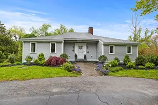 4 Cushing St, Hingham, MA 02043 - Photo 1