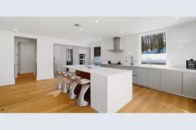 3 Effie Pl, Lexington, MA 02421 - Photo 5