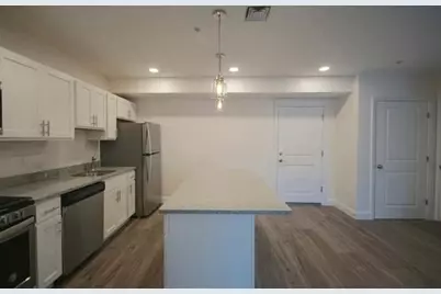 693 Western Ave #400, Lynn, MA 01907 - Photo 5