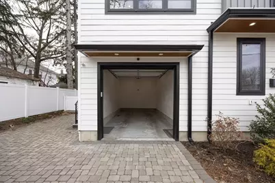 25 Tolman St #2, Waltham, MA 02453 - Photo 39