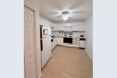 3920 Mystic Valley Pkwy #1117, Medford, MA 02155 - Photo 7