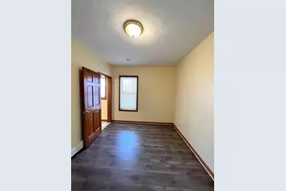 225 Holland St #2, Somerville, MA 02144 - Photo 7