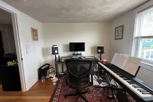 11 Burnham St, Somerville, MA 02144 - Photo 13