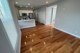 126 Cross St, Somerville, MA 02145 - Photo 13