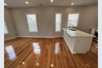 126 Cross St #5, Somerville, MA 02145 - Photo 3