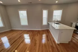 126 Cross St, Somerville, MA 02145 - Photo 3