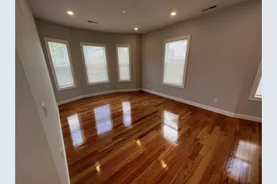 126 Cross St #5, Somerville, MA 02145 - Photo 5