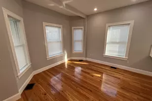 29 Alpine St, Somerville, MA 02144 - Photo 3