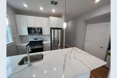 29 Alpine St #2, Somerville, MA 02144 - Photo 5