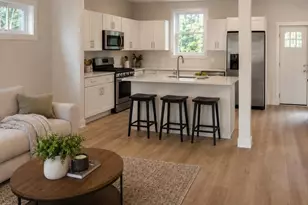 1405 Gar Hwy, Swansea, MA 02777 - Photo 3