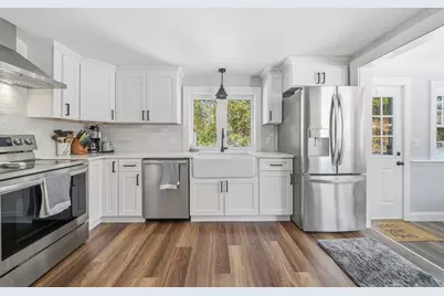 1187 West St, Walpole, MA 02081 - Photo 3