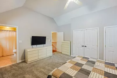 18 Sherborne Cir, Ashland, MA 01721 - Photo 33