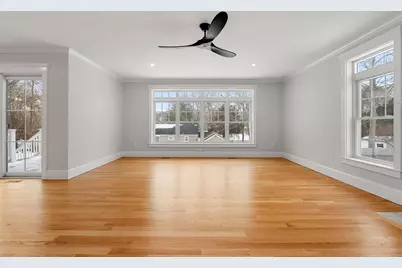 125 Livingstone Ave, Beverly, MA 01915 - Photo 13