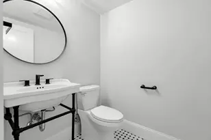 125 Livingstone Ave, Beverly, MA 01915 - Photo 19