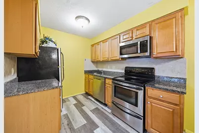 7 Dailey Street #I, Attleboro, MA 02703 - Photo 11