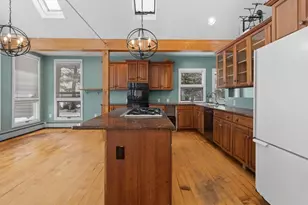 207 Pleasant St, Milton, MA 02186 - Photo 11