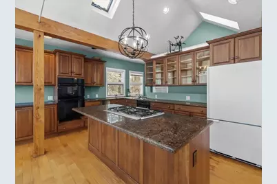 207 Pleasant Street, Milton, MA 02186 - Photo 7