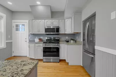 71 Cypress St #1, Watertown, MA 02472 - Photo 7