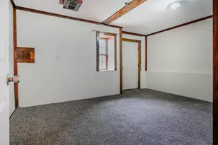 318 Crescent St, Fall River, MA 02720 - Photo 19