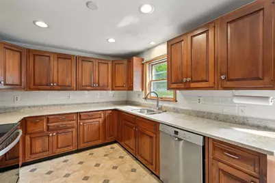 178 West Pomeroy Lane, Amherst, MA 01002 - Photo 7