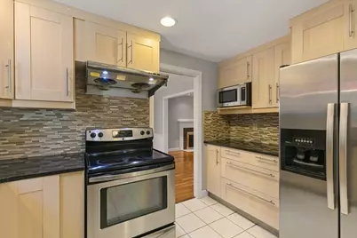 159 Bedford St #159, Lexington, MA 02420 - Photo 3