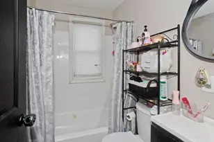 35 Merrimac Ave, Springfield, MA 01105 - Photo 21