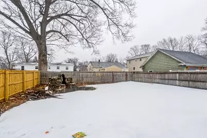 35 Merrimac Ave, Springfield, MA 01105 - Photo 29