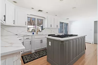 50 Boxford St, North Andover, MA 01845 - Photo 9