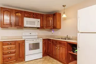 90 Ridgewood Ln, Gardner, MA 01440 - Photo 1