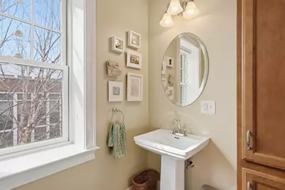 52 Thurston St #3, Somerville, MA 02145 - Photo 23