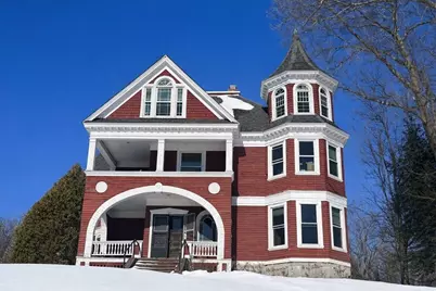 187 Varnum Ave, Lowell, MA 01854 - Photo 3