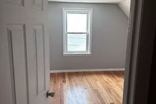 48 Hastings St, Lowell, MA 01851 - Photo 11