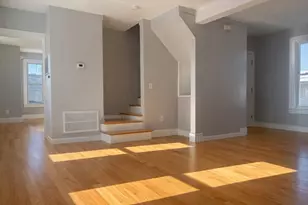 48 Hastings St, Lowell, MA 01851 - Photo 5