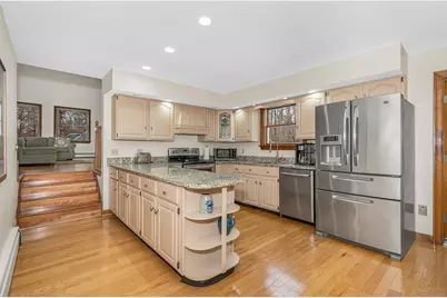 626 Forest St, North Andover, MA 01845 - Photo 9