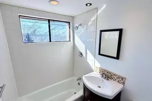 30 Shrewsbury Green Dr, Shrewsbury, MA 01545 - Photo 7