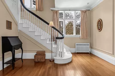 852 Hale St, Beverly, MA 01915 - Photo 5