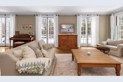 852 Hale St, Beverly, MA 01915 - Photo 13