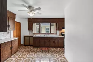 53 Sycamore, Everett, MA 02149 - Photo 9