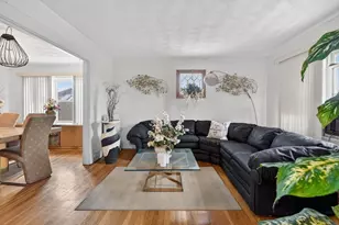 53 Sycamore, Everett, MA 02149 - Photo 17