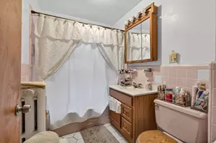 53 Sycamore, Everett, MA 02149 - Photo 21