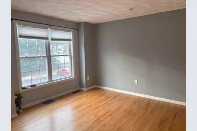 933 Varnum Ave #3, Lowell, MA 01854 - Photo 9