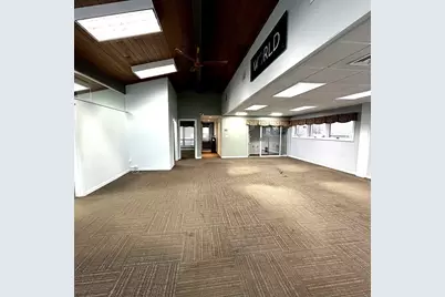 670 Pleasant St, Brockton, MA 02301 - Photo 3