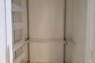 25 Kimberly Ave, Springfield, MA 01108 - Photo 3