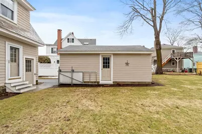 17 Carisbrooke St, Andover, MA 01810 - Photo 31